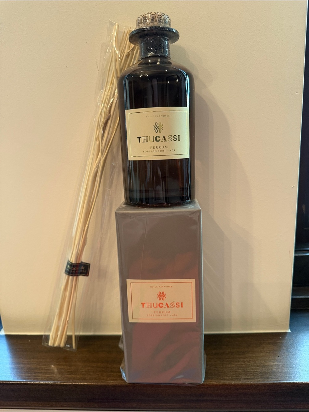 “THUCASSI” Fragrance Diffuser NIB 9.1oz
